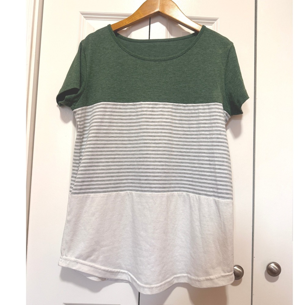 Green Colorblock Striped Tee Womens Medium Casual Soft Boutique Style Top